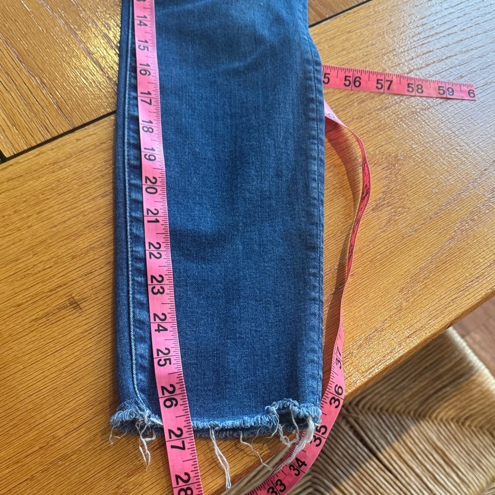 MOTHER High Waisted Looker Ankle Fray Jeans in Blue size 27 - Picture 5 of 7